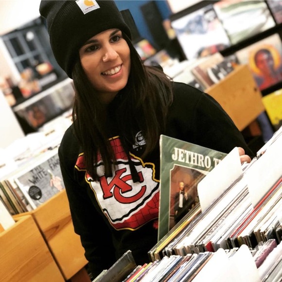 Meet your Posher, Alexandria - Picture 1 of 1